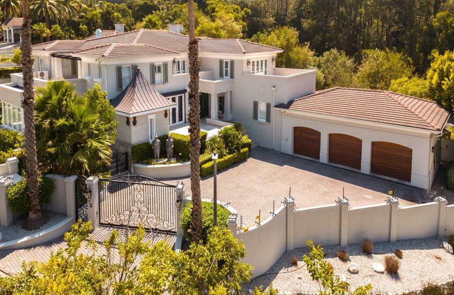 9 Bedroom Property for Sale in Parel Vallei Western Cape